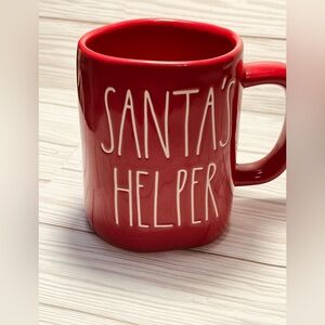 🛍️ Rae Dunn Santa’s Helper mug New with tags